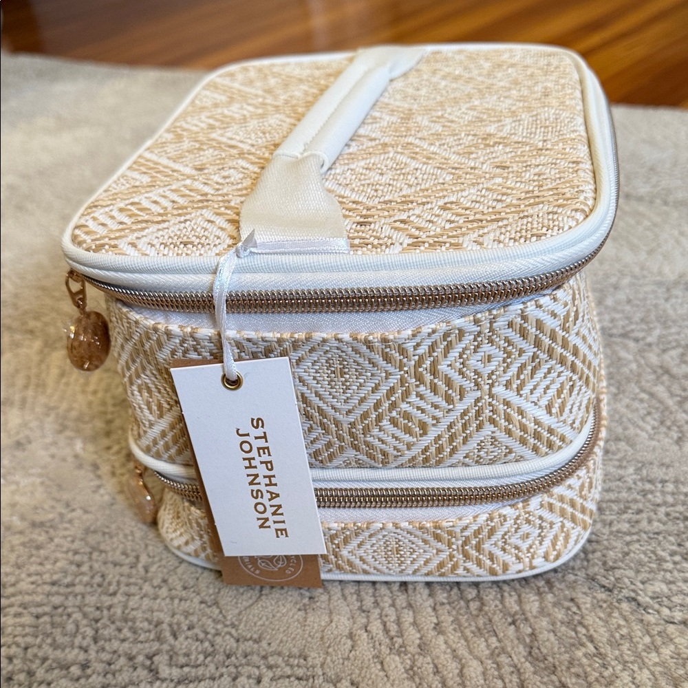 Stephanie Johnson BRAND NEW Tan and Cream Travel Case. (Original price $94) - Picture 7 of 12